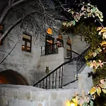 Antique House بيت ضيافة 4*