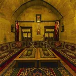 بيت ضيافة Antique House نفسهير
