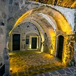 Antique House بيت ضيافة 4*