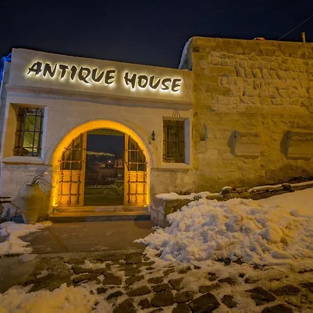Antique House 게스트하우스 4*