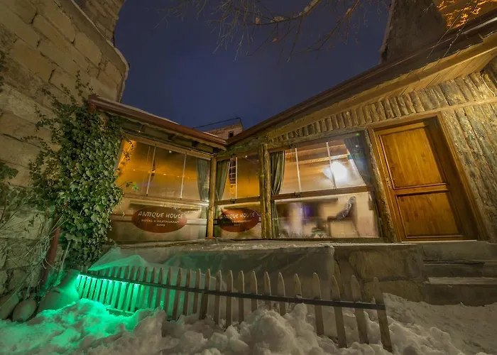 게스트하우스 Antique House 4*